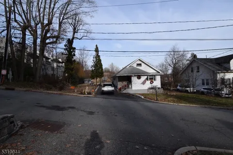 28 Adams Ter, Clifton City, NJ 07013 - MLS#: 3930713