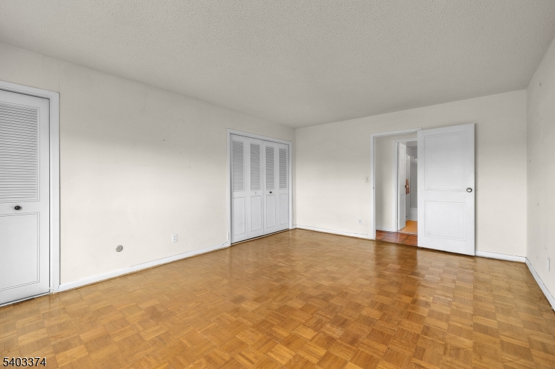 Devonshire - Residential