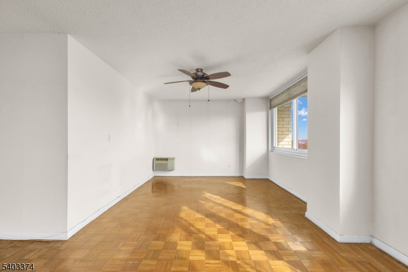 Devonshire - Residential