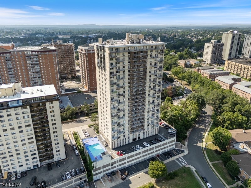 Devonshire - Residential