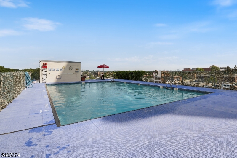 Devonshire - Residential