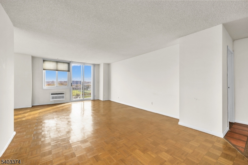 Devonshire - Residential