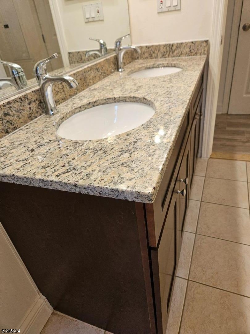 EMPIRE VIEW - Residential