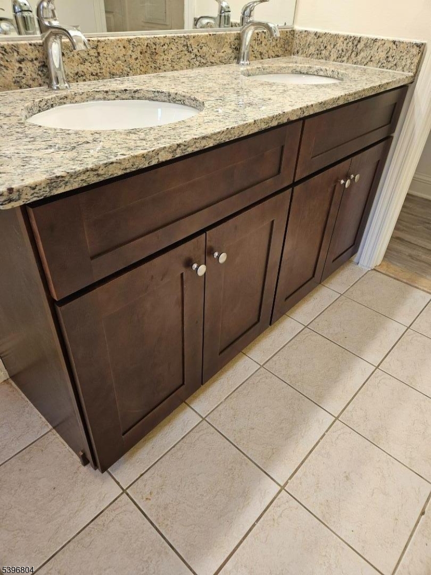 EMPIRE VIEW - Residential