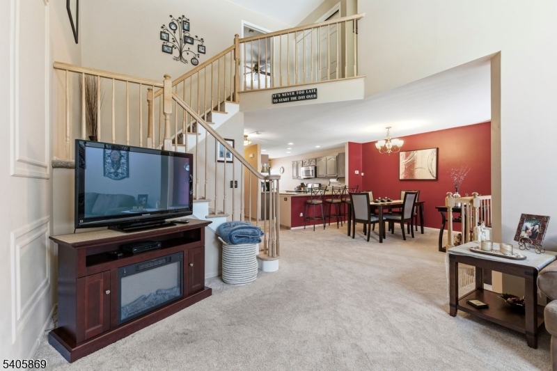 PEACHTREE VILLAGE - Residential