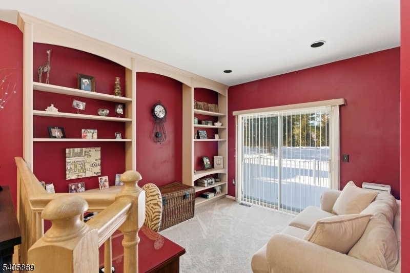 PEACHTREE VILLAGE - Residential