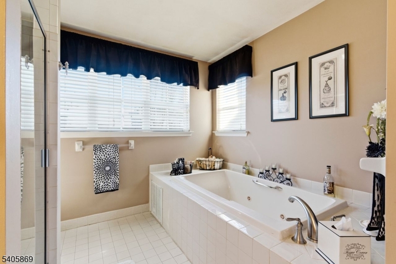 PEACHTREE VILLAGE - Residential