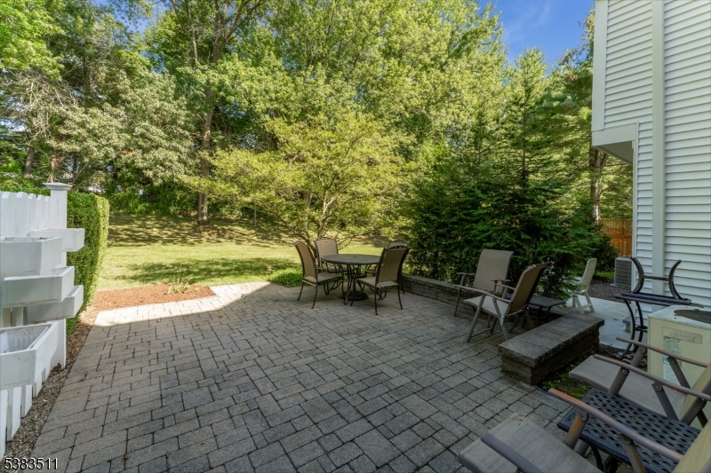 Mendham Commons - Residential Lease