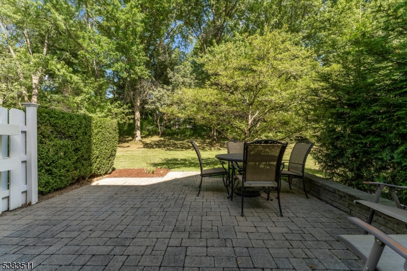 Mendham Commons - Residential Lease