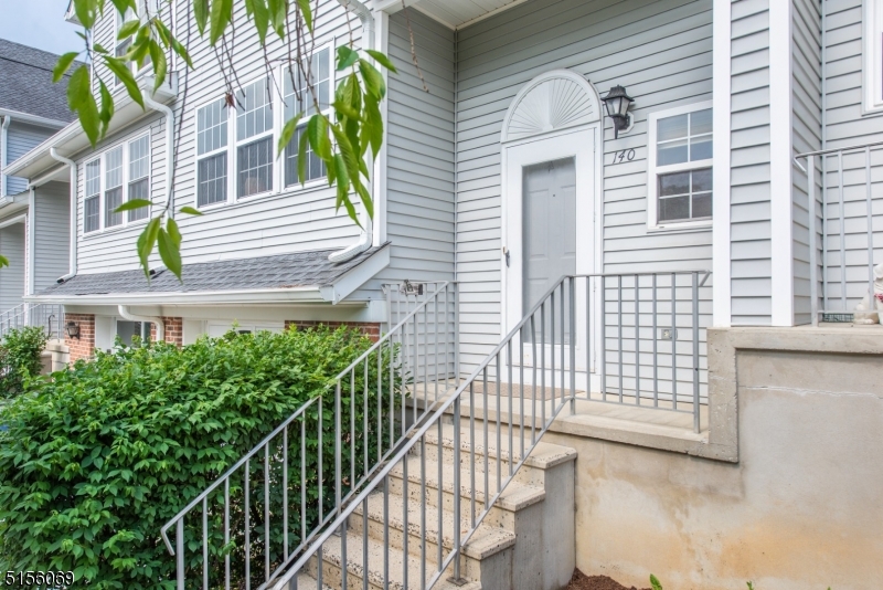 Oak Hill at Independence - Residential