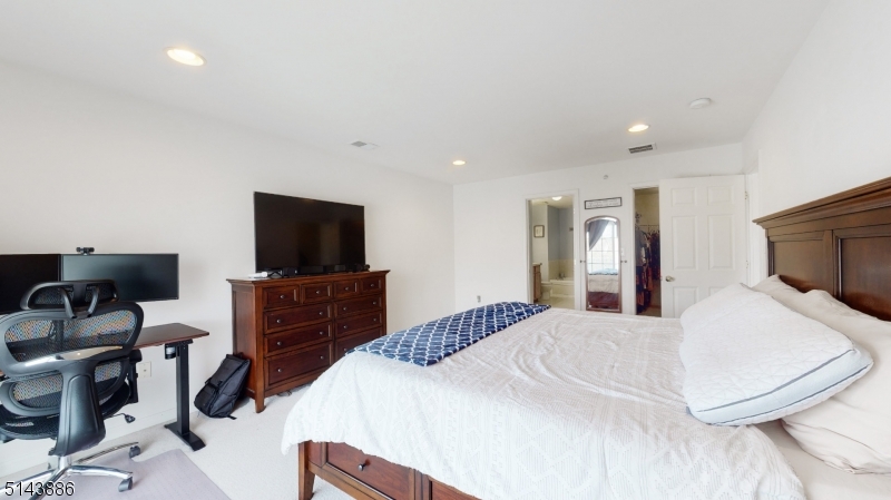 The Riverwalk II - Residential