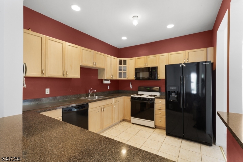 Glenmont Commons - Residential