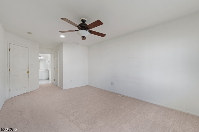 Glenmont Commons - Residential