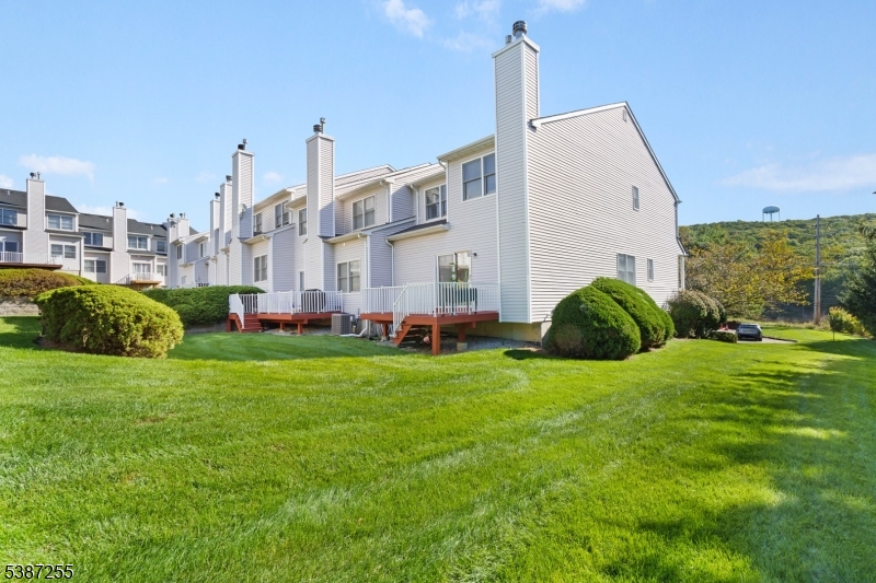 Glenmont Commons - Residential