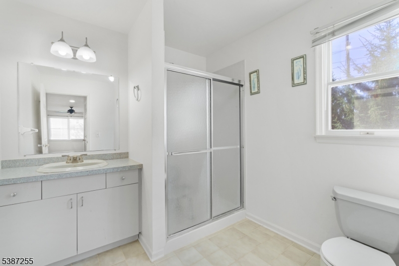 Glenmont Commons - Residential