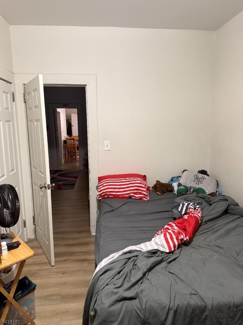 Silver Lake - Residential Income