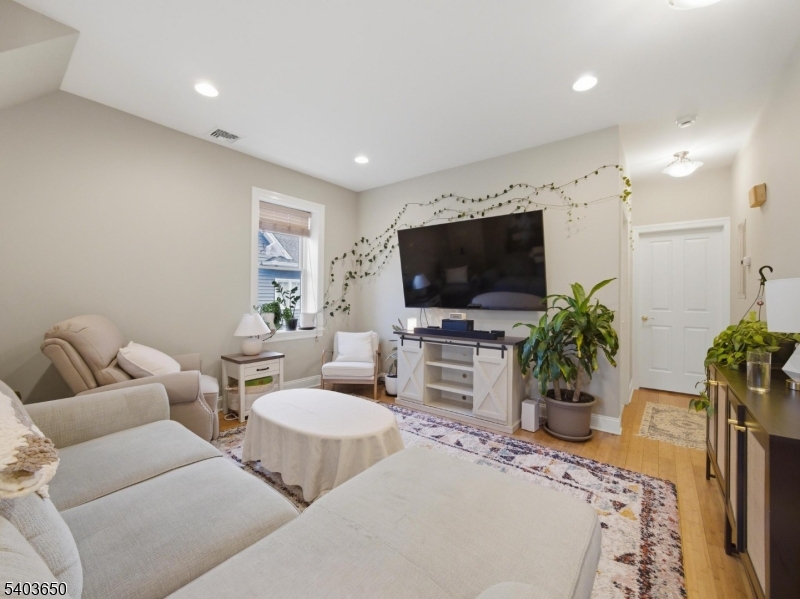 Summit - Residential Lease