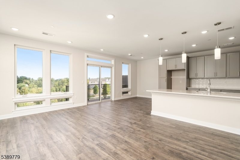 Villas at Montgomery Cross - Residential