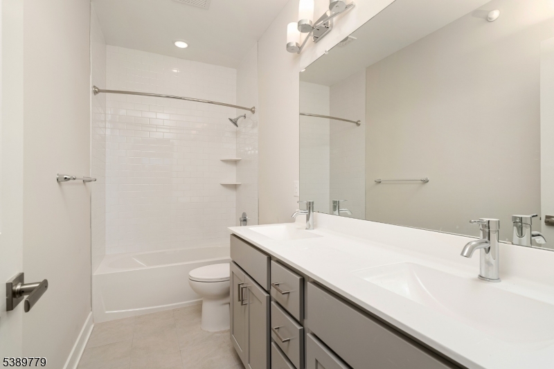 Villas at Montgomery Cross - Residential