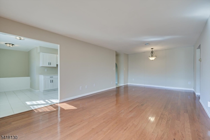 Sharon Gardens - Residential