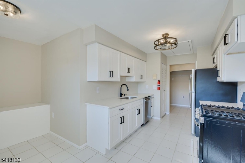 Sharon Gardens - Residential