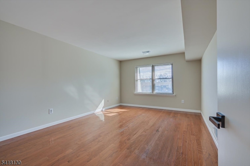 Sharon Gardens - Residential