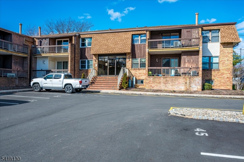 Sharon Gardens - Residential