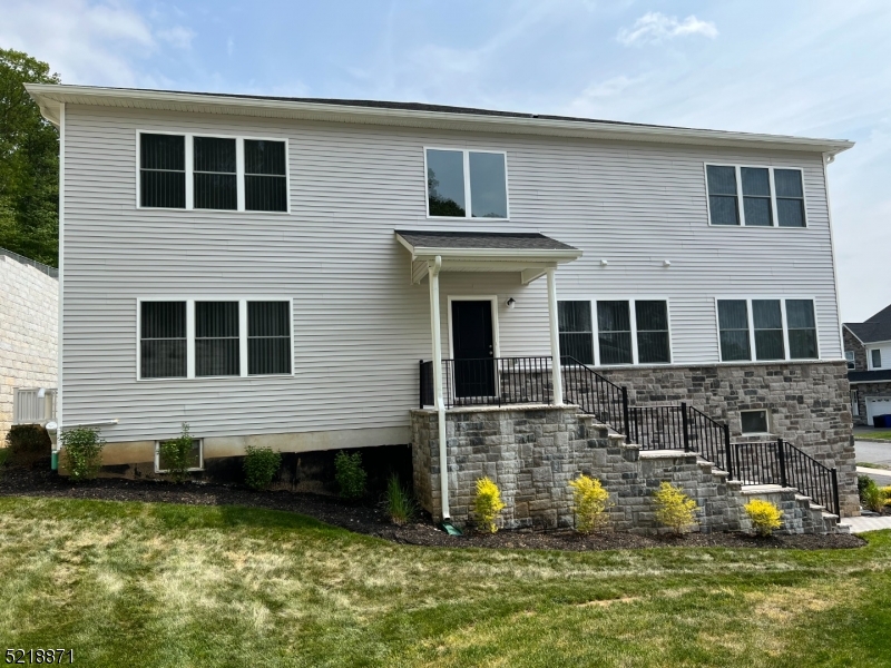 Mountain Way Estates - Residential Lease