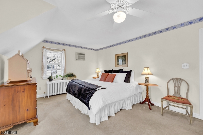 Parsippany-Troy Hills Twp., New Jersey 07005, United States, 3 Bedrooms Bedrooms, ,2 BathroomsBathrooms,Residential,Pending,108876