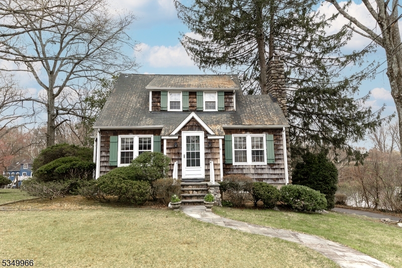 Parsippany-Troy Hills Twp., New Jersey 07005, United States, 3 Bedrooms Bedrooms, ,2 BathroomsBathrooms,Residential,Pending,108876