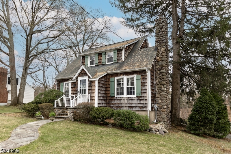 Parsippany-Troy Hills Twp., New Jersey 07005, United States, 3 Bedrooms Bedrooms, ,2 BathroomsBathrooms,Residential,Pending,108876