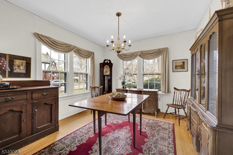 Parsippany-Troy Hills Twp., New Jersey 07005, United States, 3 Bedrooms Bedrooms, ,2 BathroomsBathrooms,Residential,Pending,108876