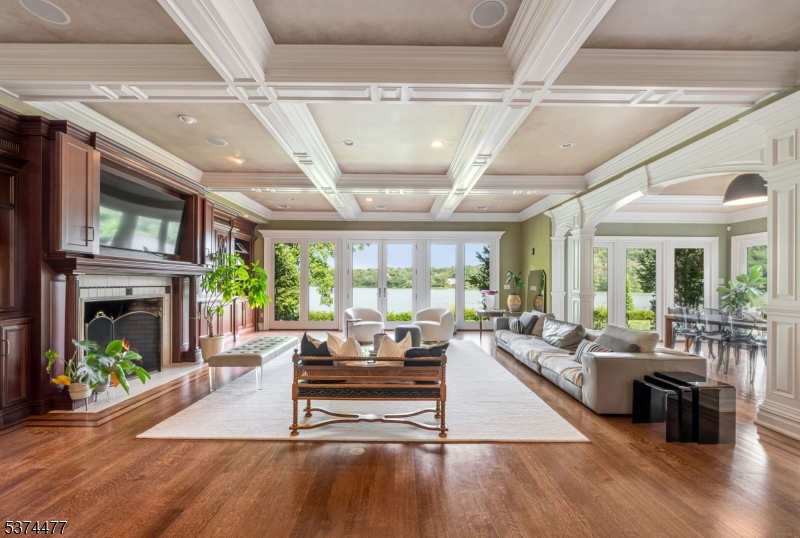 Urban Farms - Residential