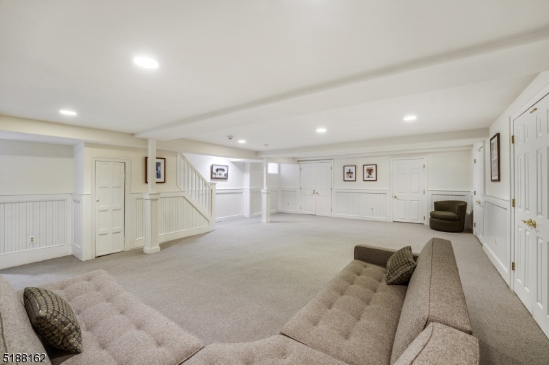 Hill Section - Residential