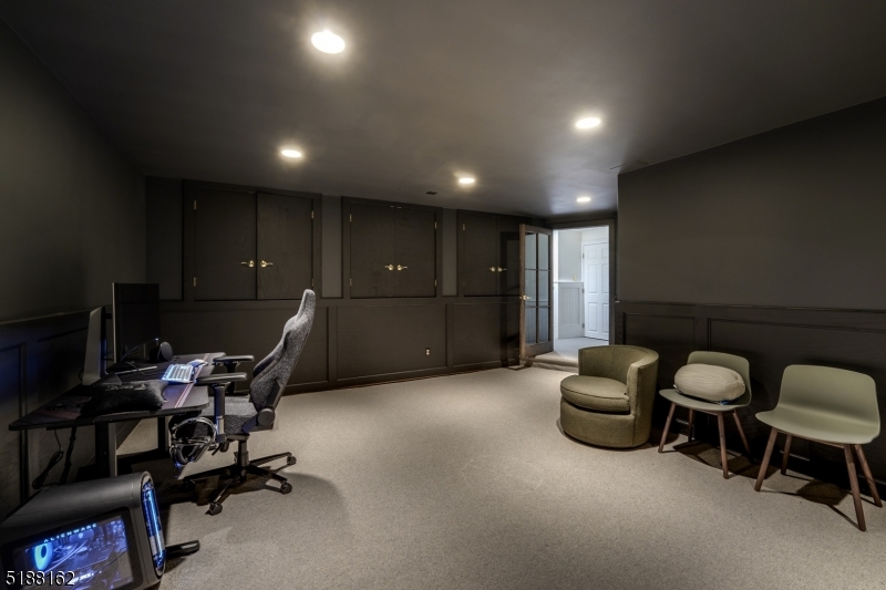 Hill Section - Residential