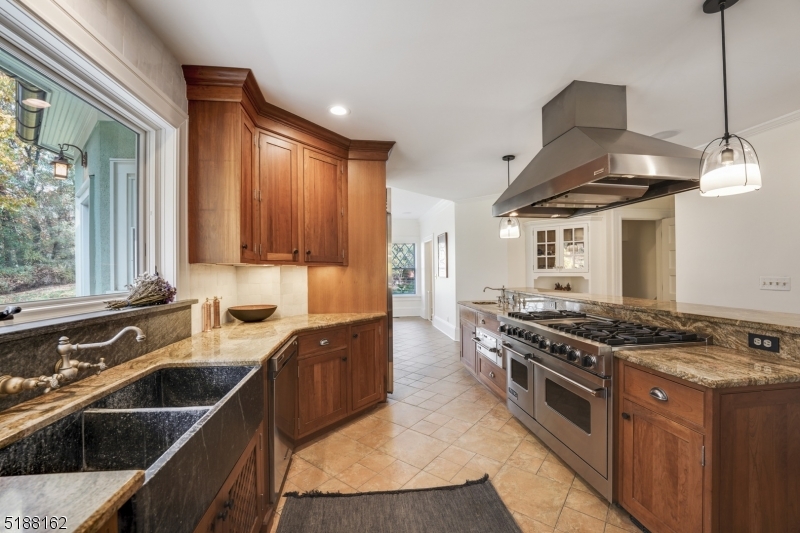 Hill Section - Residential