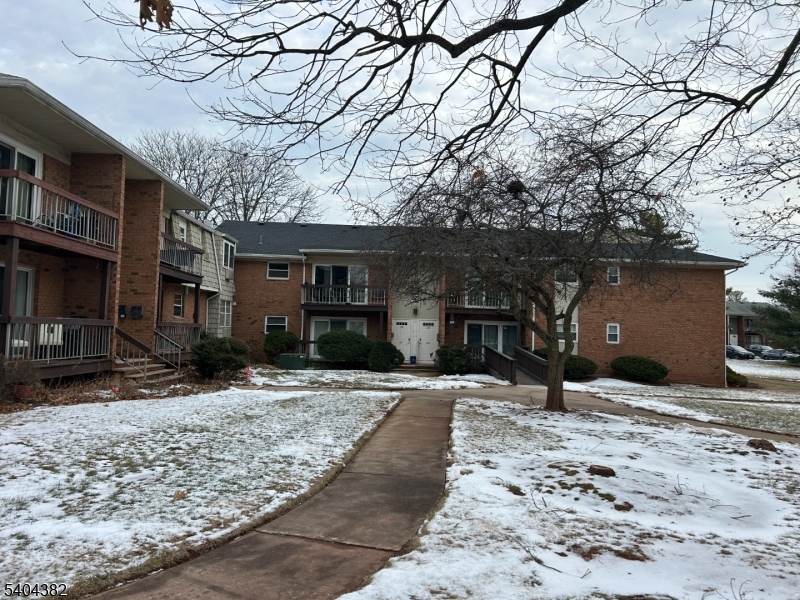 Alexandria - Residential Lease