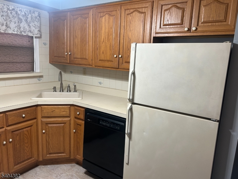 Alexandria - Residential Lease