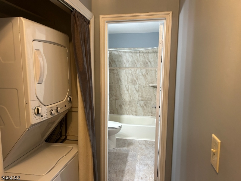 Alexandria - Residential Lease