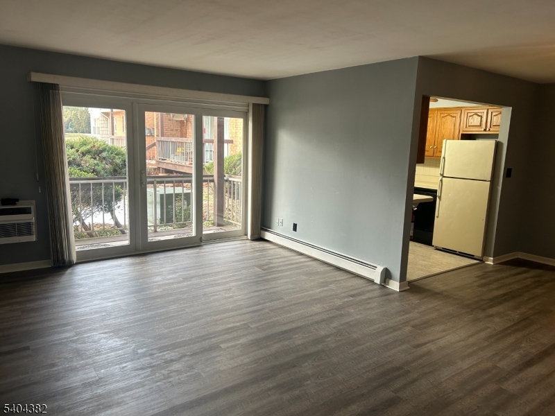 Alexandria - Residential Lease