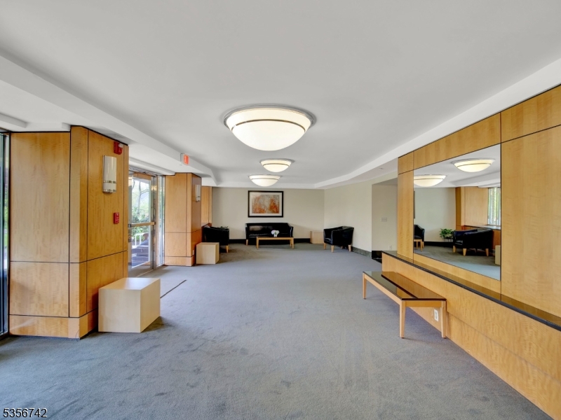 Harrison Park Towers - Residential