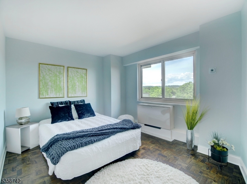 Harrison Park Towers - Residential