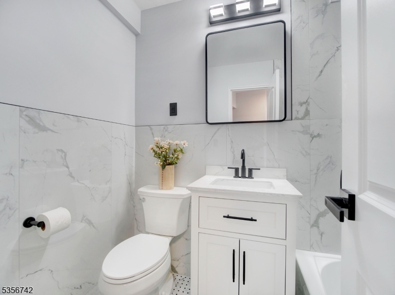 Harrison Park Towers - Residential