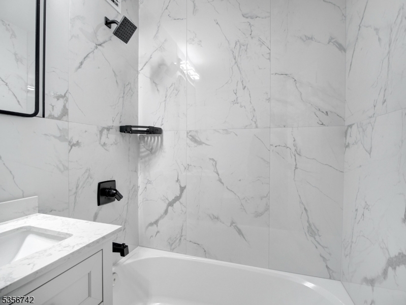 Harrison Park Towers - Residential