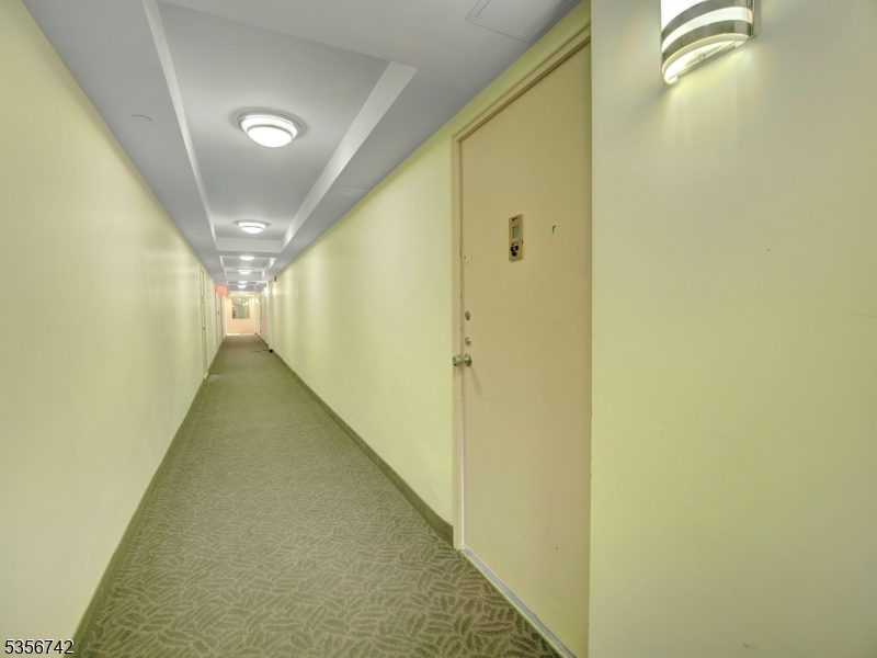 Harrison Park Towers - Residential