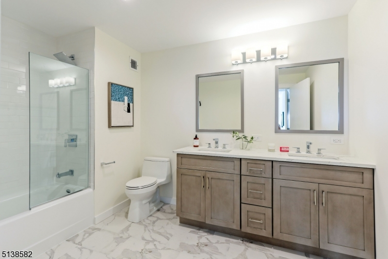 Skyview At Carriage City Pl - Residential