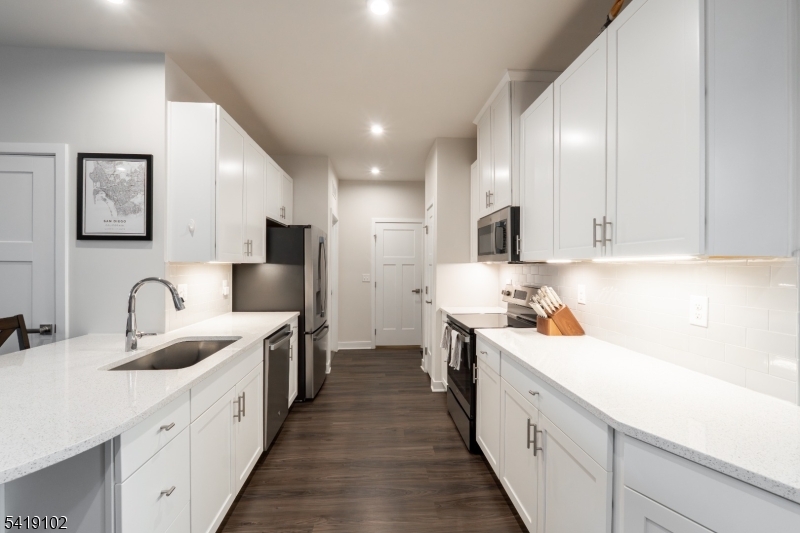 The Village at Hawk Pointe - Residential