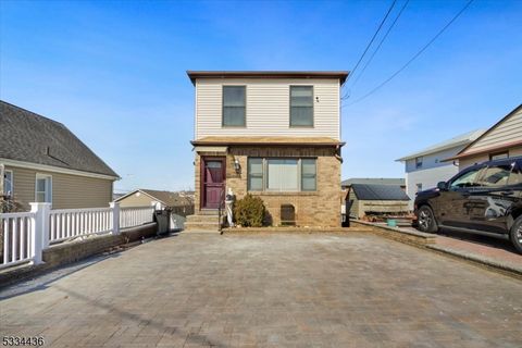 7 Franklin Pl, East Rutherford Boro, NJ 07073 - MLS#: 3942862