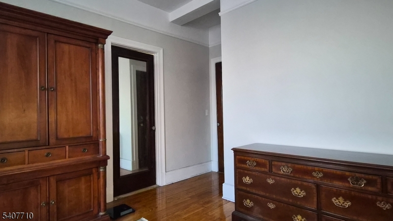 Mount Prospect Manor - Residential