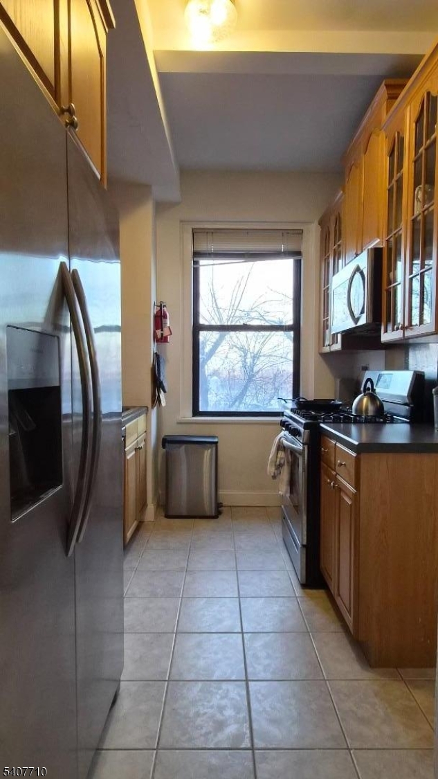 Mount Prospect Manor - Residential